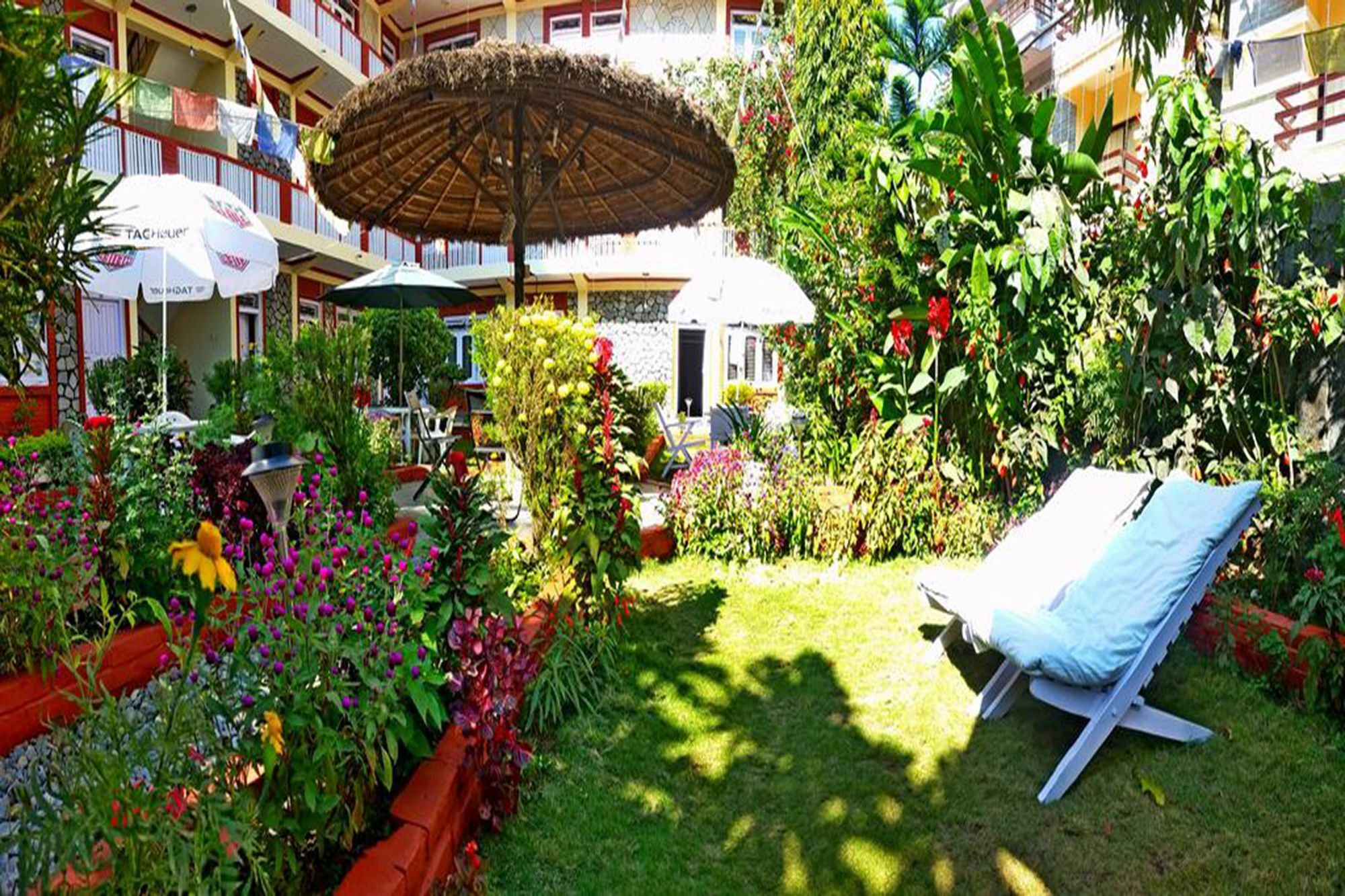 Hotel Angel Pokhara Exterior photo